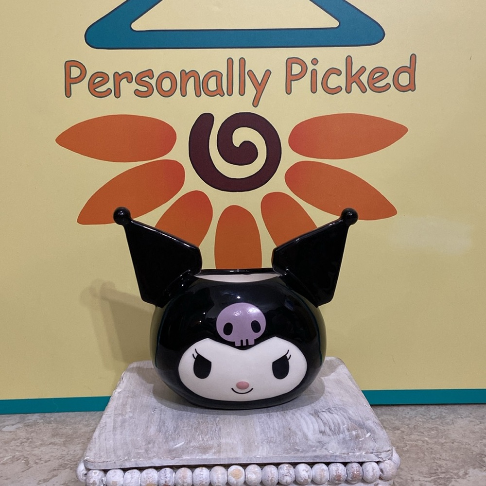 Blue Sky Clayworks “KUROMI FIGURAL HEAD” Candle